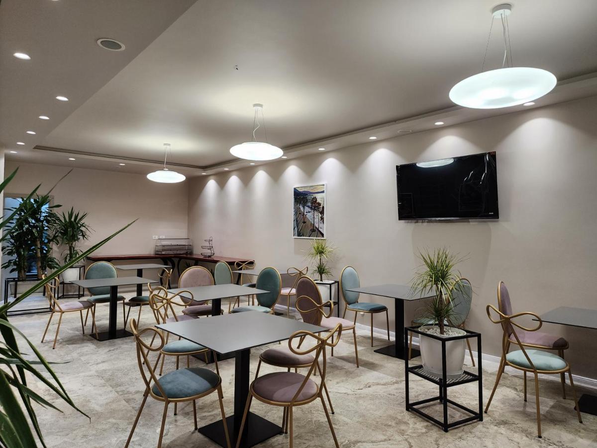 Festim Villa Hotel Kanine Luaran gambar