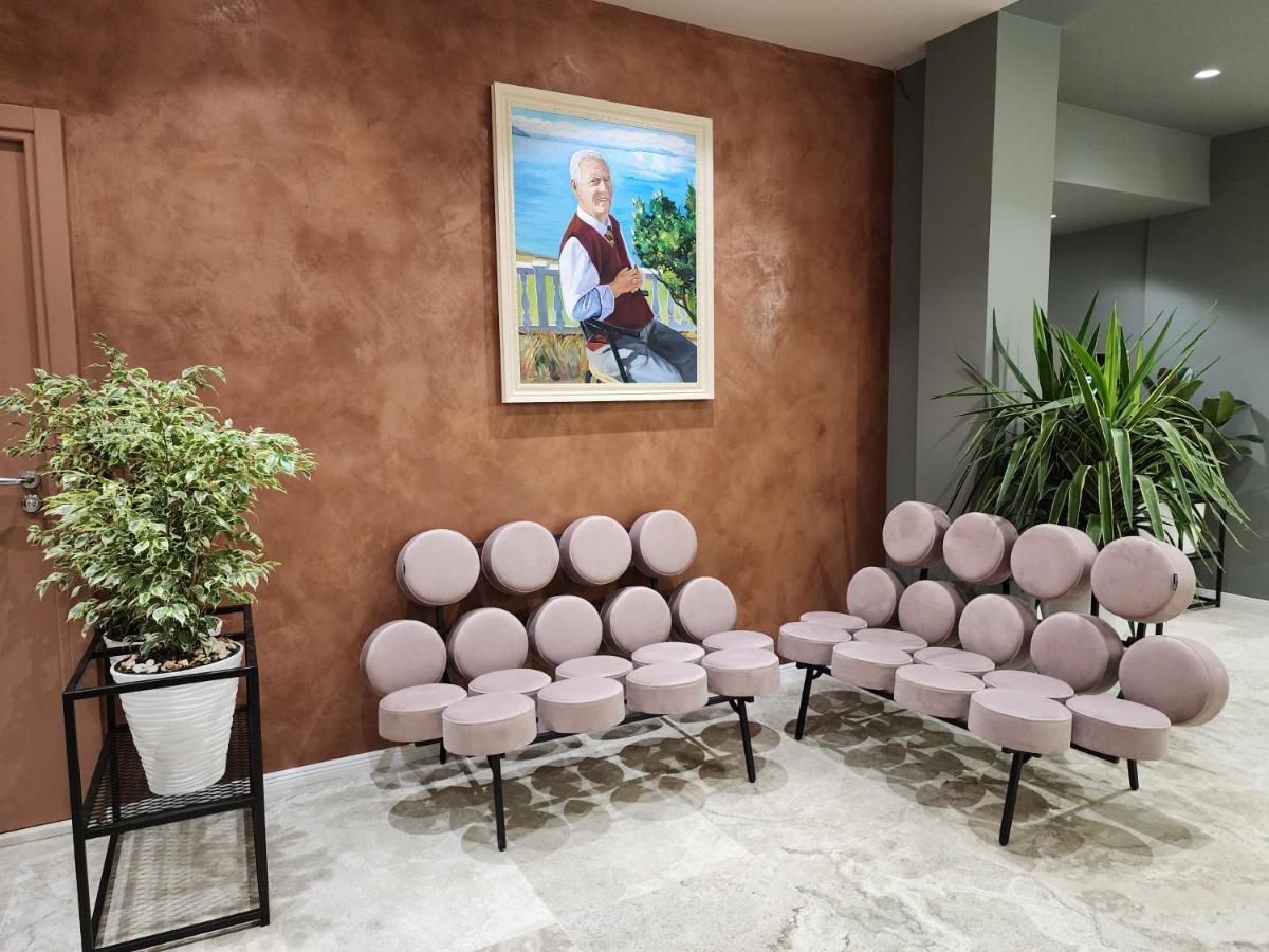 Festim Villa Hotel Kanine Luaran gambar